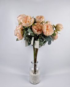 Букет иск. из персиковых пионовидных куст. роз за 7650 ₽