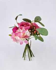 Букет иск. из розовых роз и гортензии за 1140 ₽